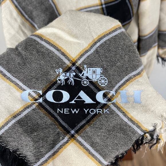 COACH NEW YORK Horse & Carriage Wool Plaid Scarf White Black Square 54" x 54" - Picture 3 of 6